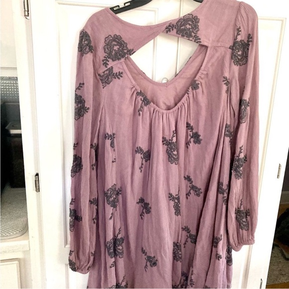 Free People Fairy Sundress with pockets and bishop sleeves - Picture 9 of 12